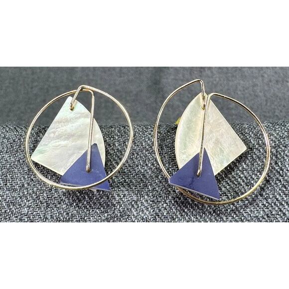 Vintage Post Modern Abstract Memphis Style Mother of Pearl Earrings - Picture 2 of 4